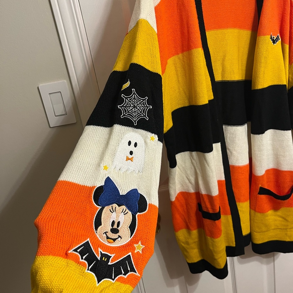 Her Universe Viral Disney Candy Corn Halloween Knit Cardigan - Picture 4 of 7